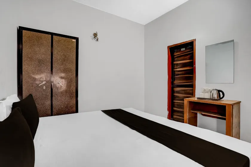 SPOT ON Cb 24 Guest House - Image 1