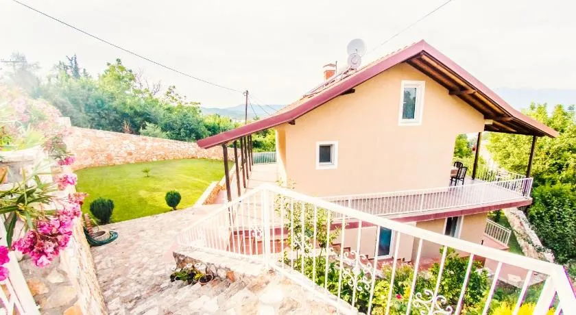 Vila Oaza - Image 1