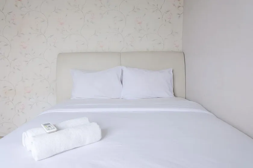 Homey 2Br Apartment At The Edge Bandung - Image 1