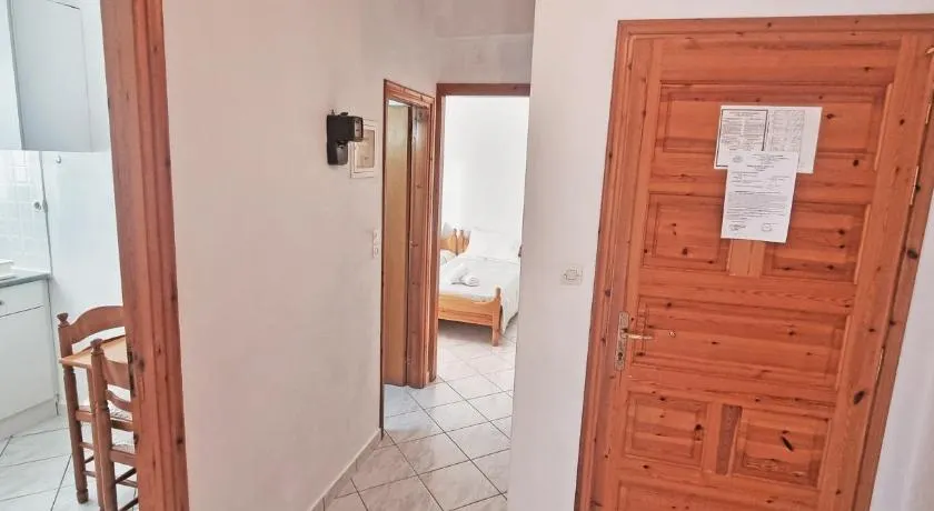 Alma Apartments - Image 1
