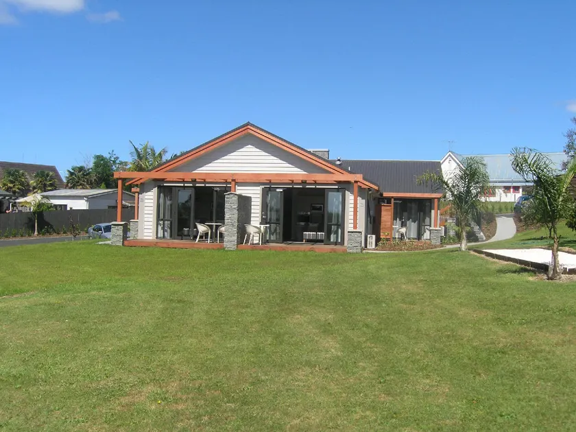 Kerikeri Homestead Motel & Apartments - Image 1