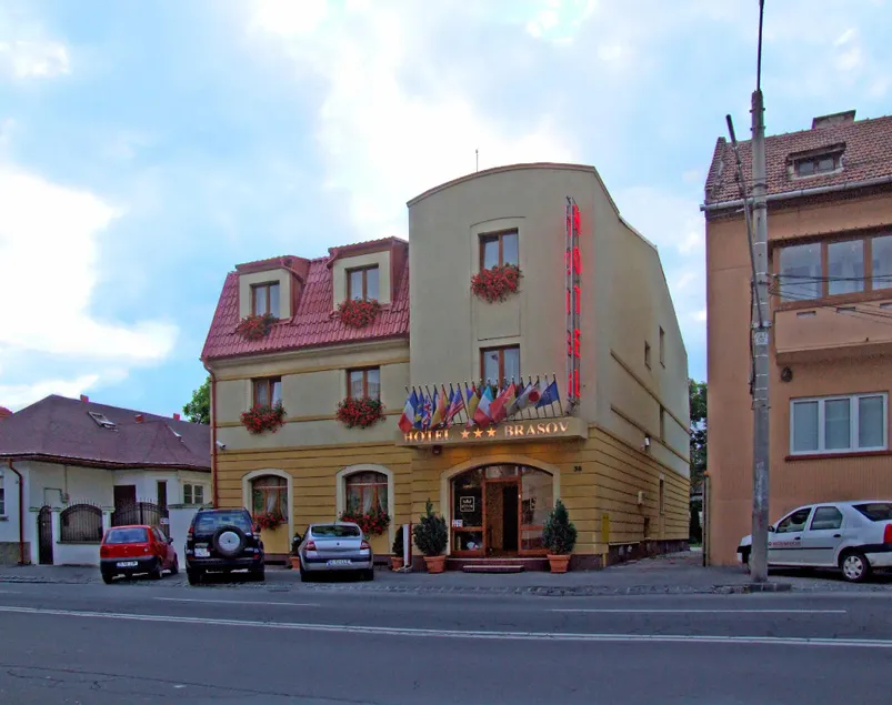 Hotel Brasov - Image 1