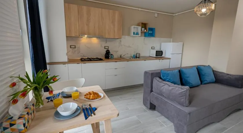 Mamaia Nord Nest Deluxe - pool n playground - Image 1