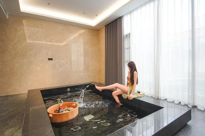 Yangzhou Fengyin wutong Holiday Hotel - Image 1