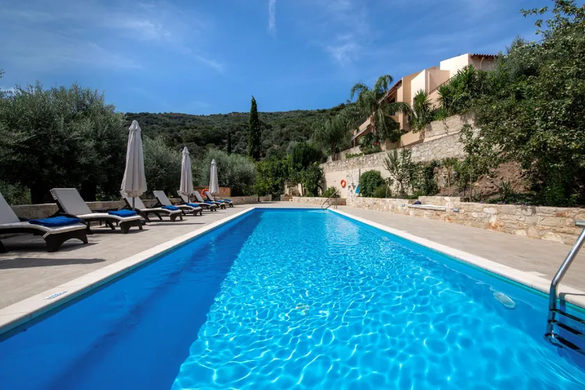 Serenity River Villa - Image 1
