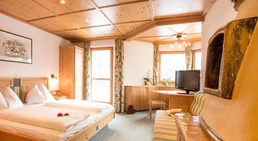 Fliana Arlberg, St Anton - Studios & Apartments - Image 1