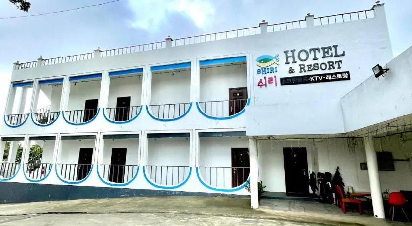Shiri Hotel - Image 1
