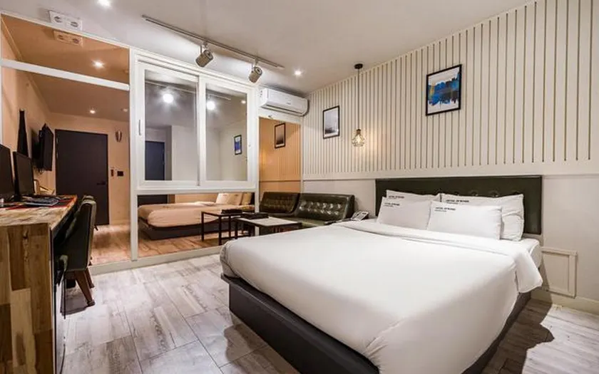 Hotel Yeogiottae Suncheon Jorye Intersection Branch - Image 1
