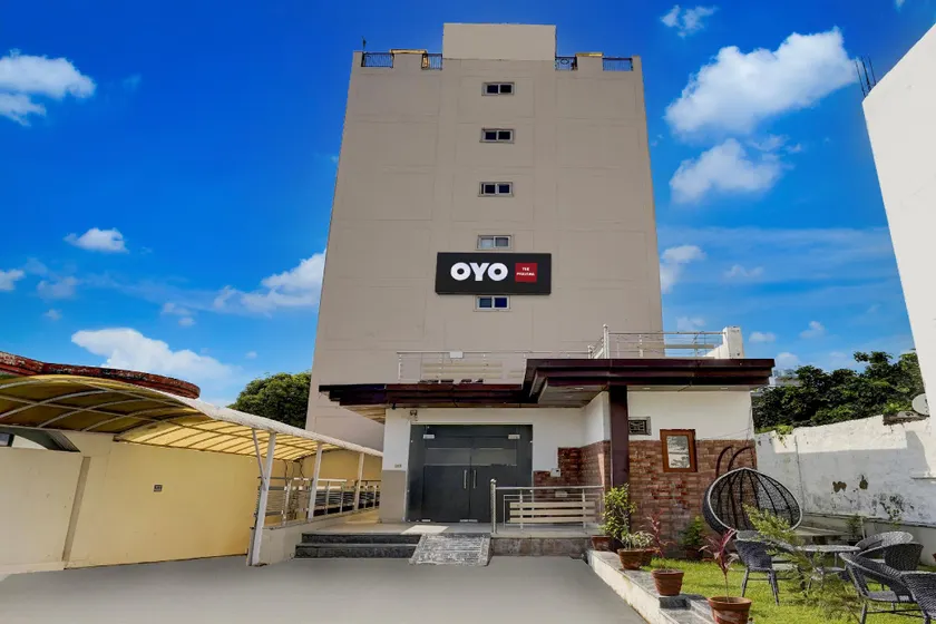 Hotel O THE PRAVAHA - Image 1