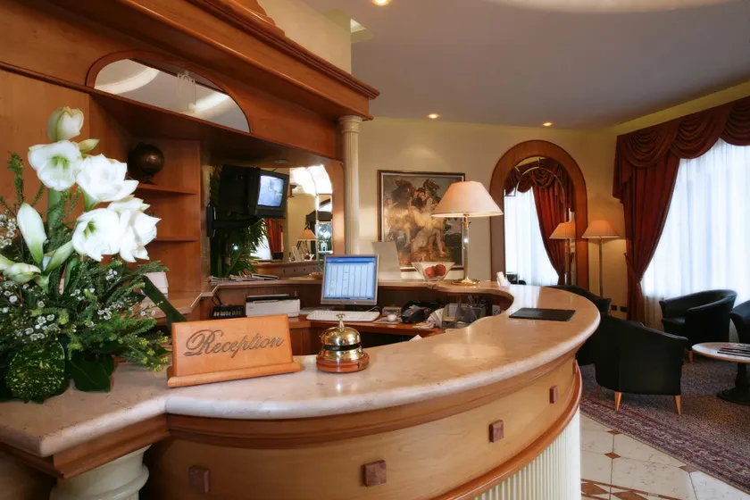 Hotel San Clemente - Image 1