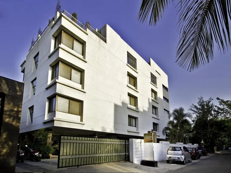 Corporate Stay - Image 1