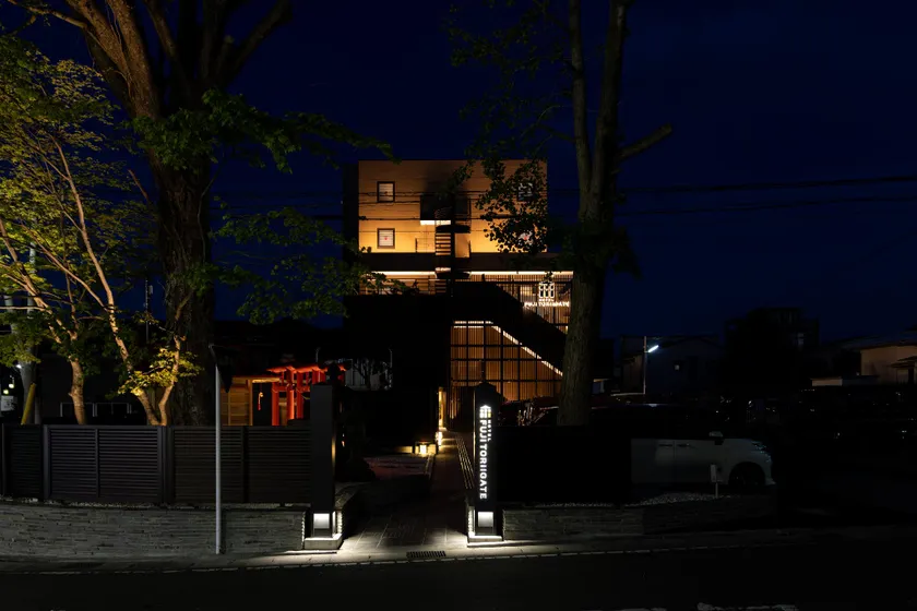 HOTEL FUJi TORiiGATE ホテル富士トリイゲート - Image 1