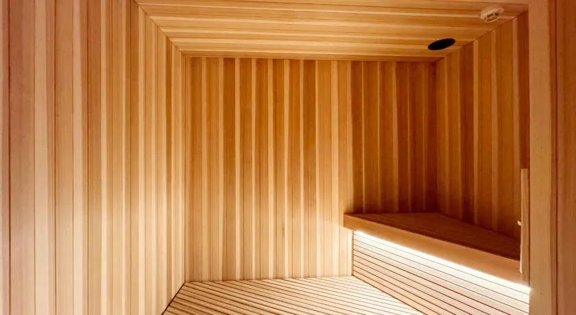 MINI HOTEL totonoi ロウリュ式サウナのある静かな平屋 - Image 1