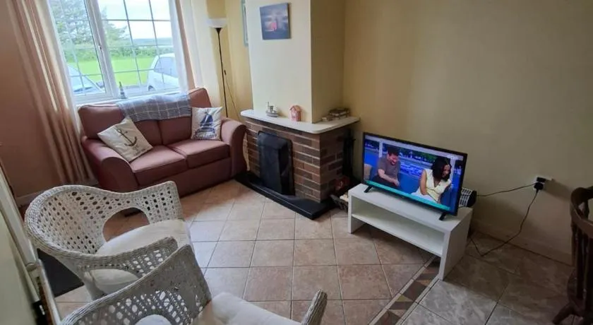 5 Rossnowlagh Creek Chalets - Image 1