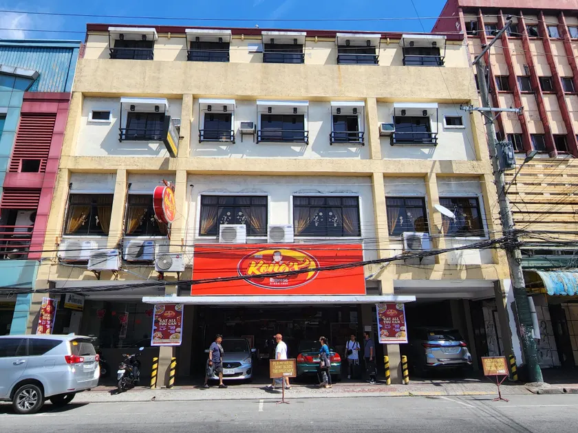New Kong's Hotel - Image 1