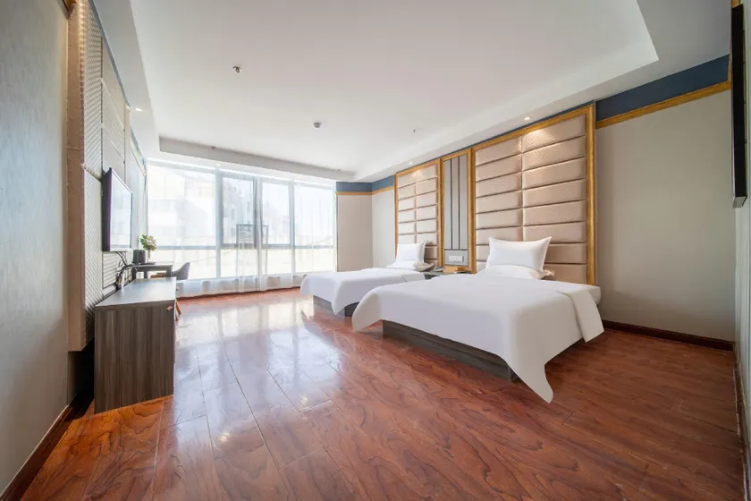 Hotel Mando in Waterloo - Image 1