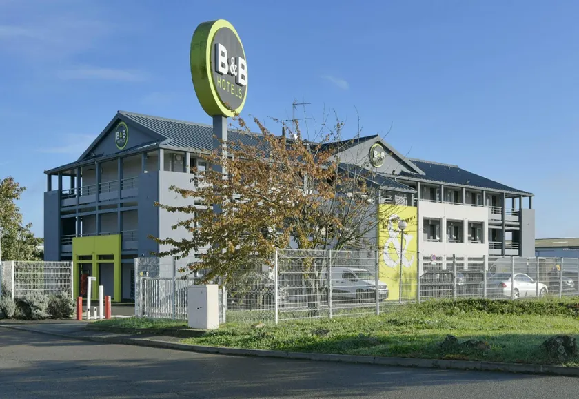 B&B HOTEL Le Mans Sud - Image 1