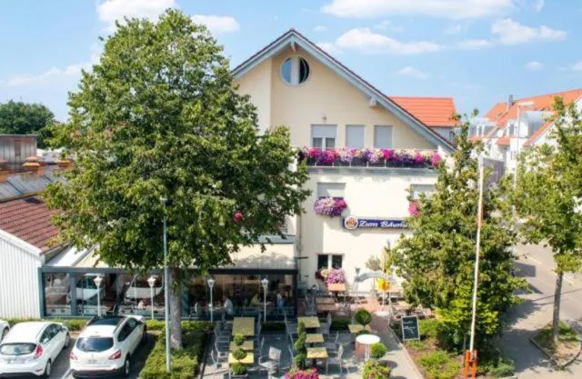 Hotel-Restaurant Zum Bäumle - Image 1