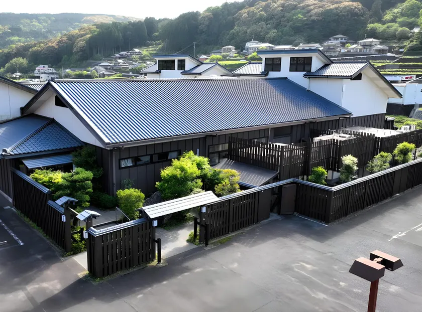 Natural Hot Spring Villa MOTONOYU - Image 1