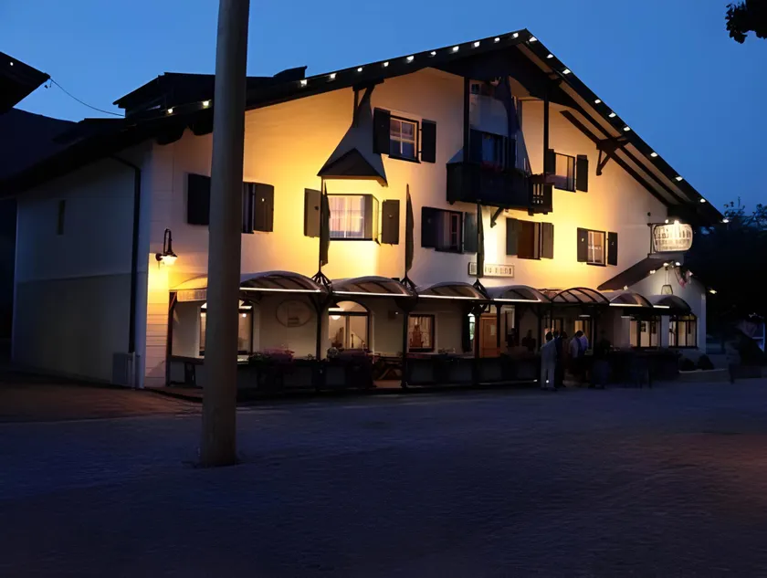 Hotel Restaurant Lebzelter - Image 1