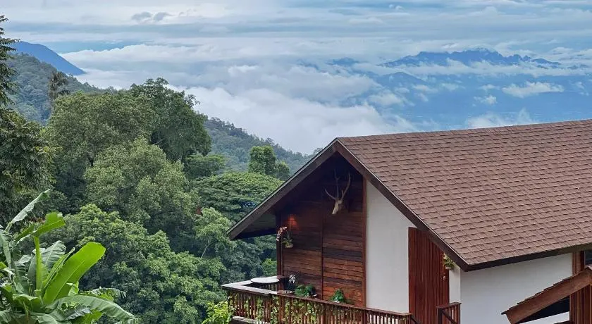 Baan Nhuer Mek บ้านเหนือเมฆ Coffee and Desk on the Cloud - Image 1