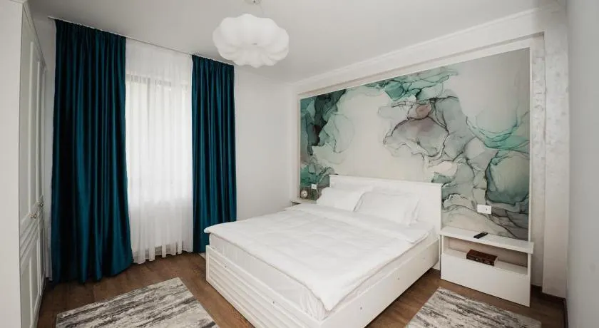 Best House - Image 1