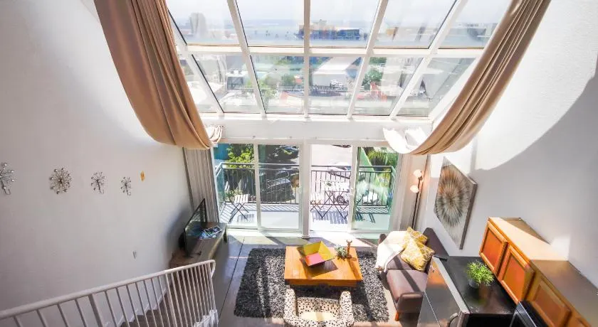 Little Italy Modern Lofts - Image 1
