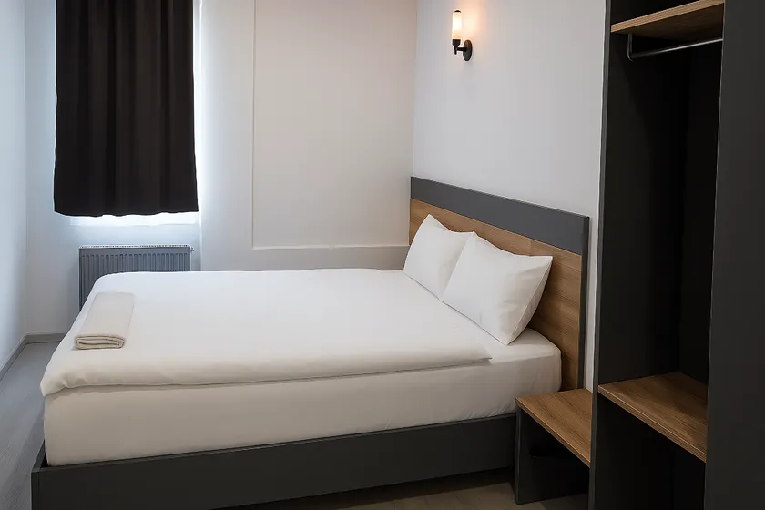 Semih Otel - Image 1
