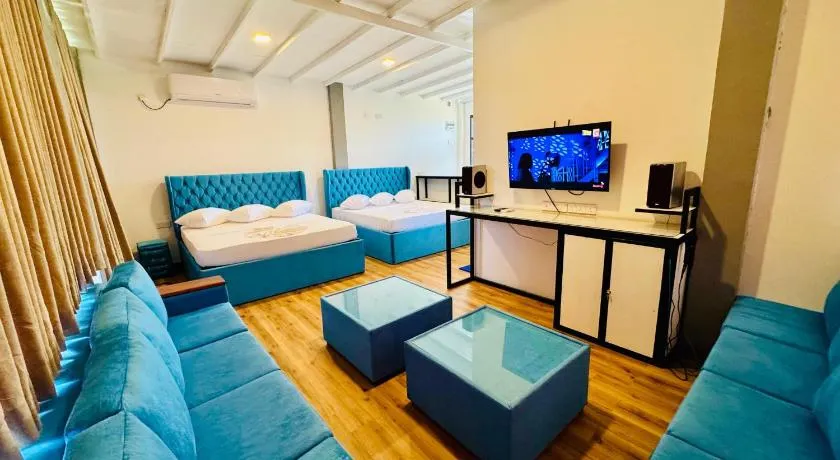 Resolve Garden Hotel - Image 1