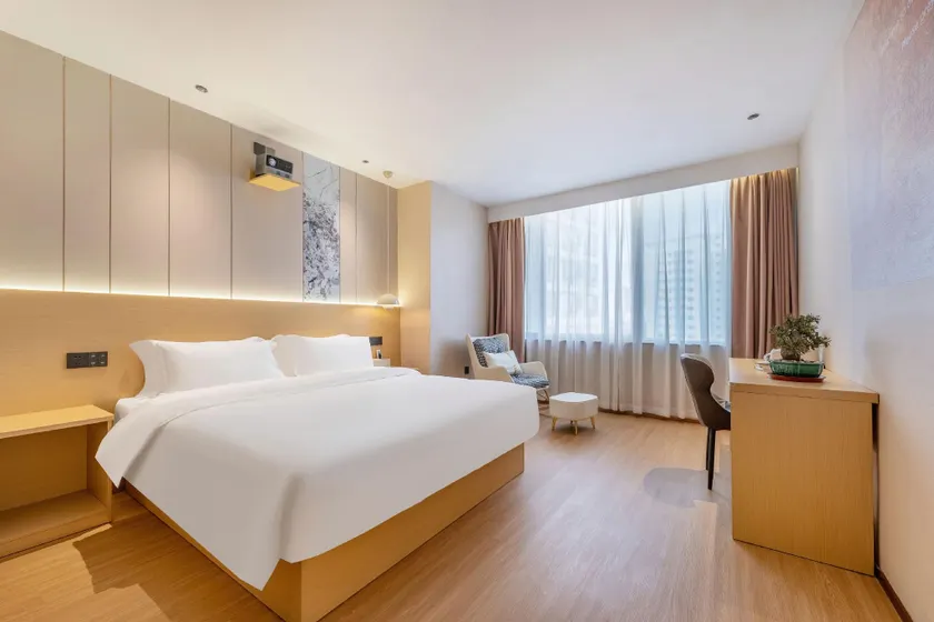 Tenwood Hotel (Xihua Road Caihongqiao Subway Station) - Image 1