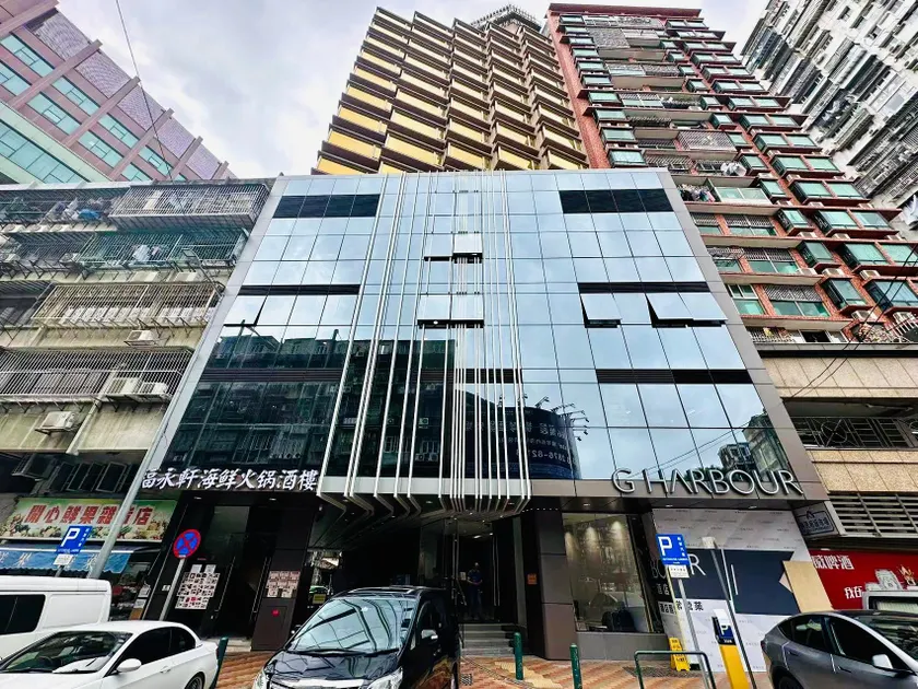 Grand Harbour Hotel - Image 1