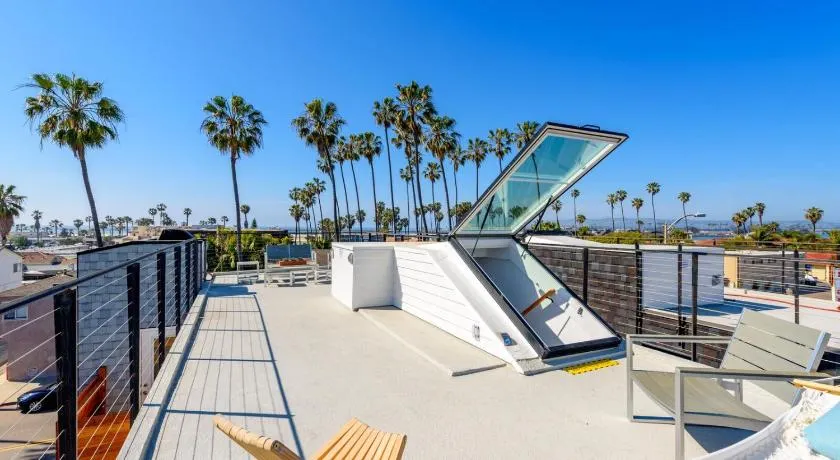 New Beach House, Steps to Sand - Image 1