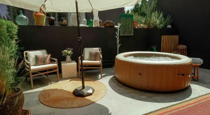 Privat Atelier - Image 1
