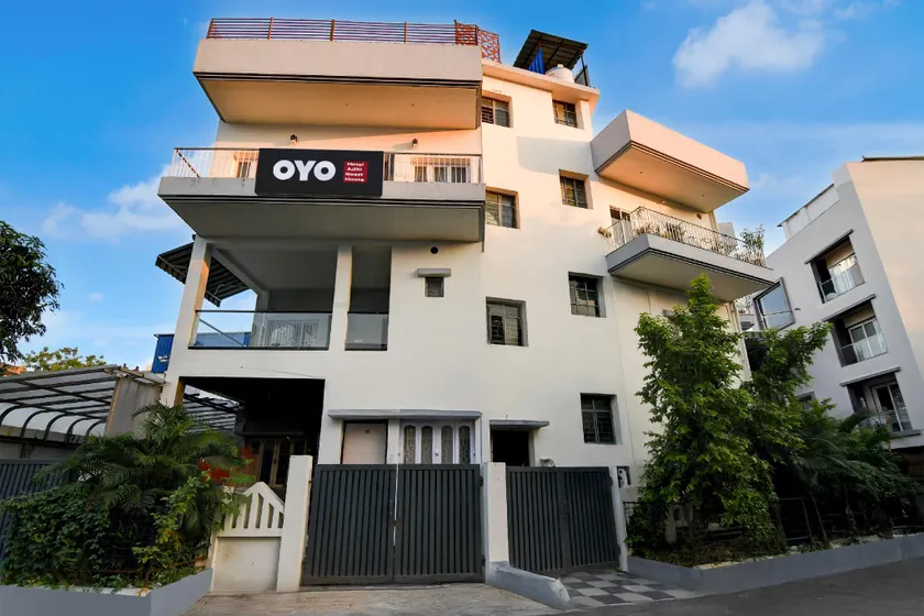 Super Hotel O Aditi Guest House - Image 1