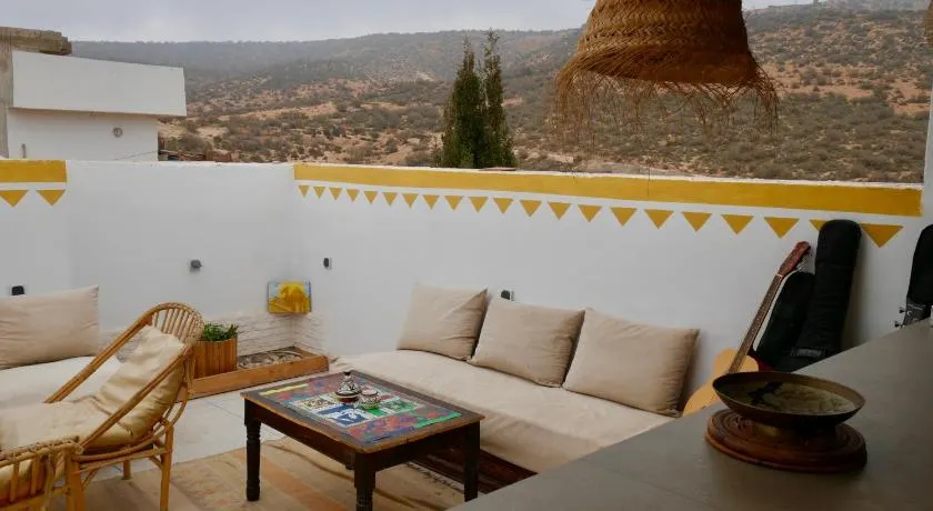Azul Berg Hostel - Image 1