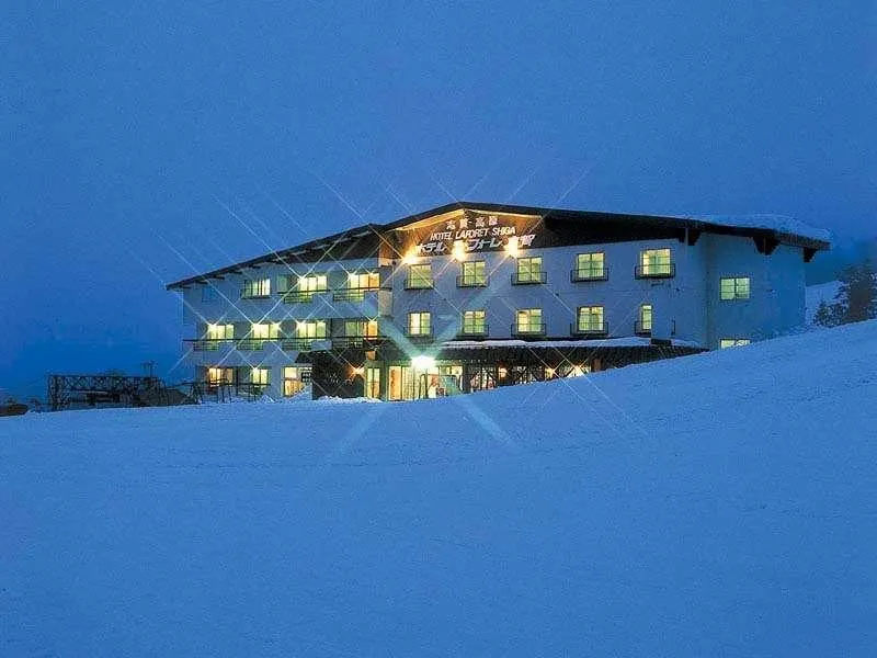 Hotel La Faure Shiga - Image 1