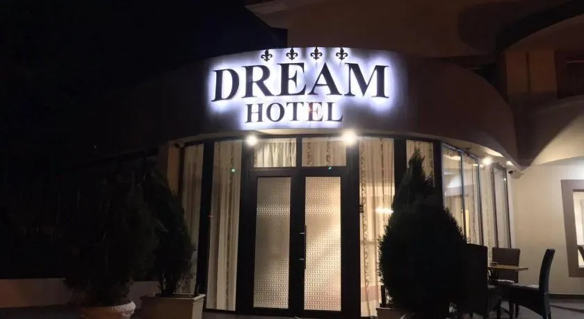 Hotel Dream - Image 1
