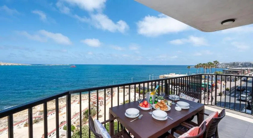 Islet Promenade Seafront Aparthotel - 1 Bedroom Apartments with sea view balcony by Getawaysmalta - Image 1