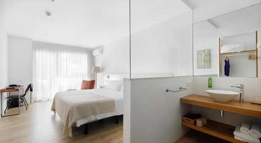 Hotel hcp - Image 1