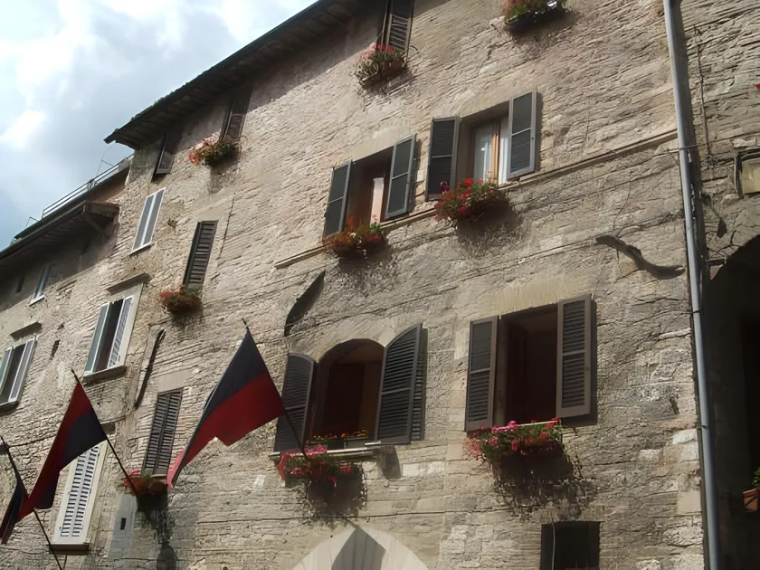 Hotel Properzio - Image 1
