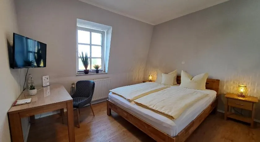Hotel zum Hirsch - Image 1