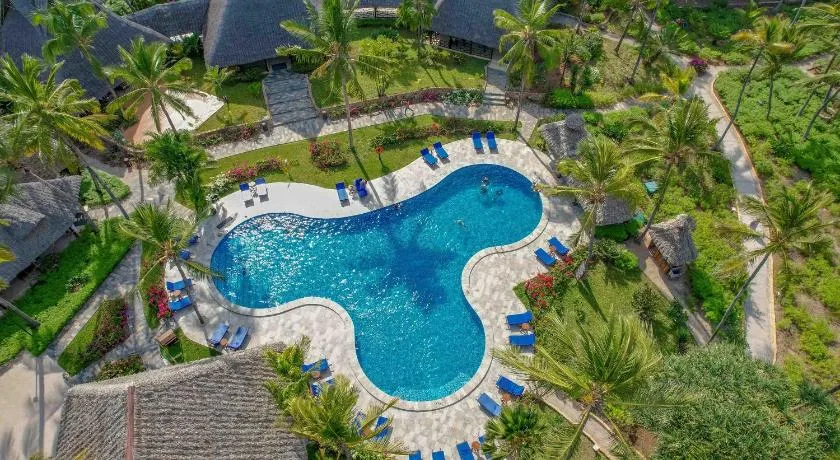 Breezes Beach Club and Spa - Image 1