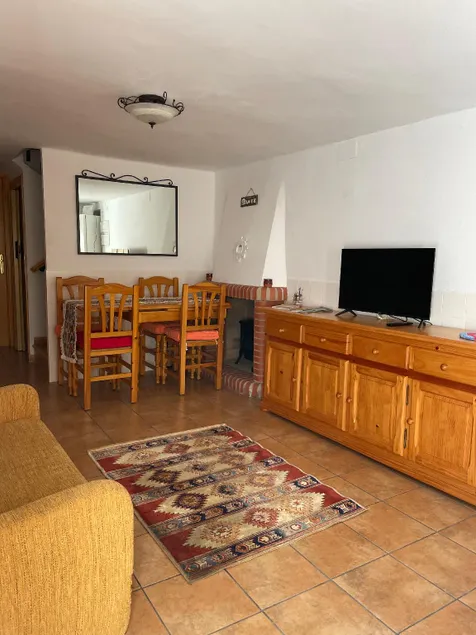 Casa de Pueblo - Image 1