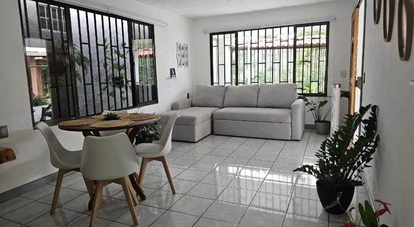 Casa Burbujas - Image 1