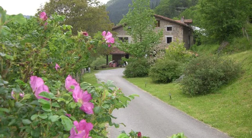 Casa Rural Goikola - Image 1