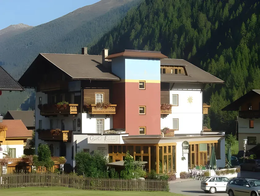Hotel Gasthof Edelweiß - Image 1