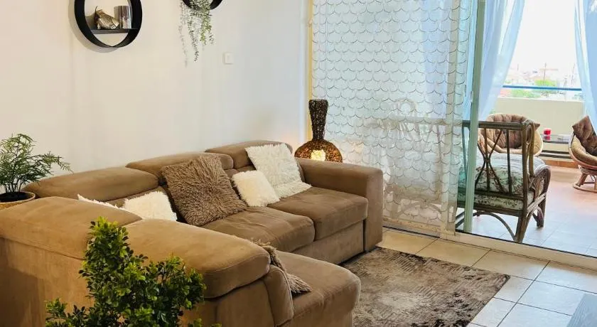 Carisa rooms for holiday - Image 1