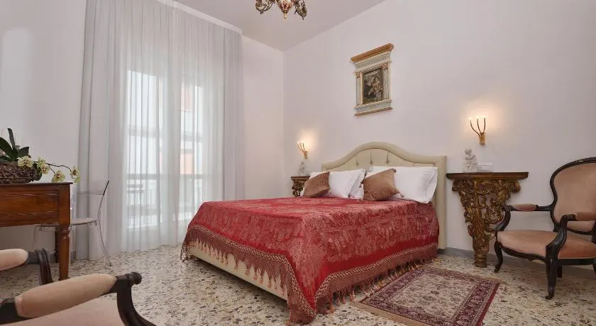 Casa Real - Image 1