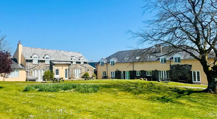 Torridge House Cottages - Image 1