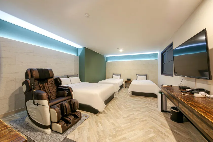 Gunsan H - Image 1